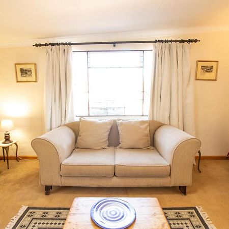 Sunbird Cottage Graaff-Reinet Extérieur photo